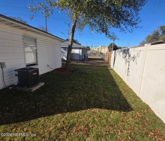 1655 UNION Street W, Jacksonville, FL 32209