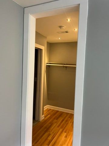 24 Cedar Street, Charleston, SC 29403