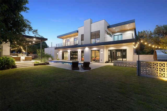 204 Westbrook DR, Austin, TX 78746