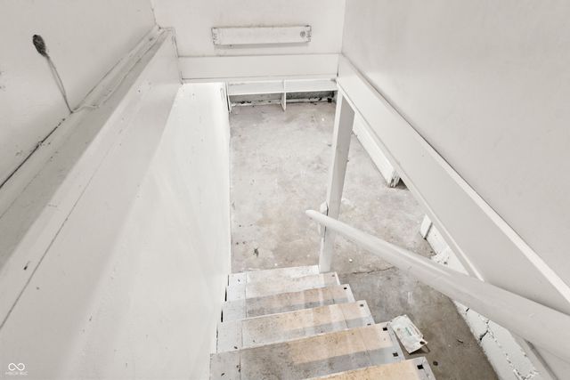 1222 Central Avenue, Anderson, IN 46016