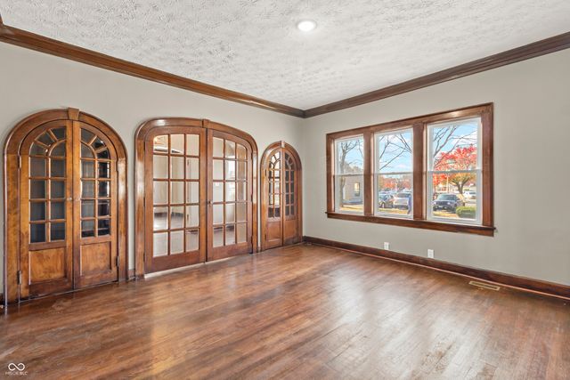 1222 Central Avenue, Anderson, IN 46016