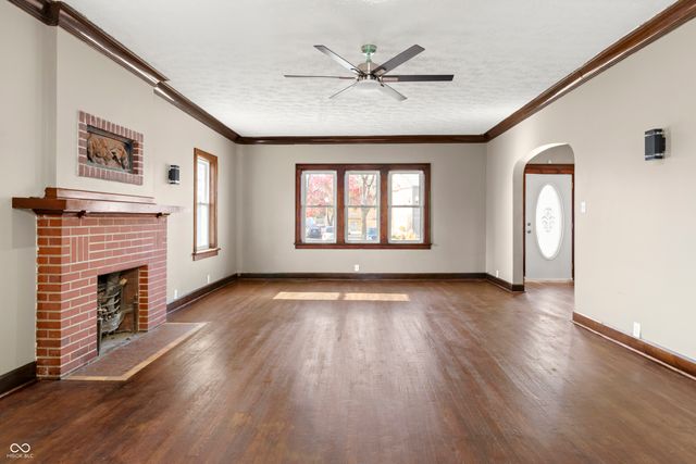 1222 Central Avenue, Anderson, IN 46016