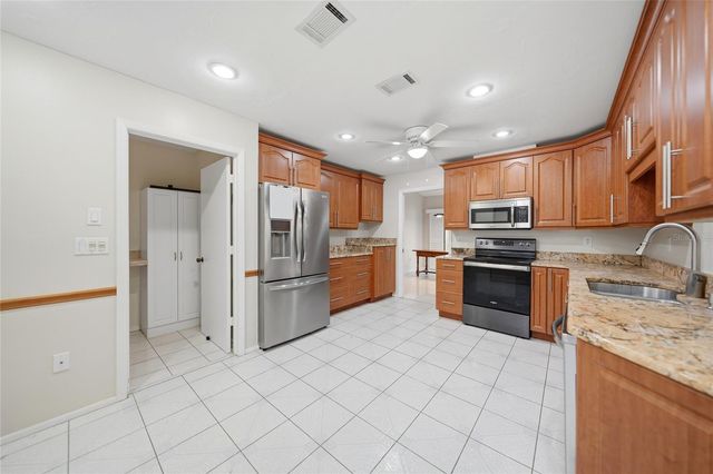 49 SANDSTONE CIRCLE, Venice, FL 34293