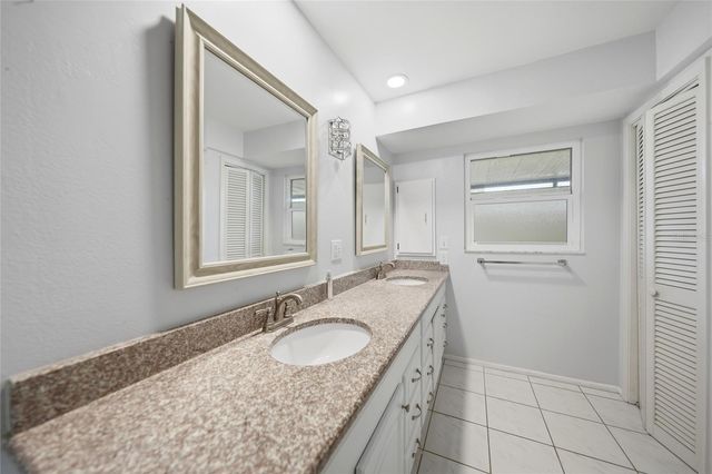 49 SANDSTONE CIRCLE, Venice, FL 34293