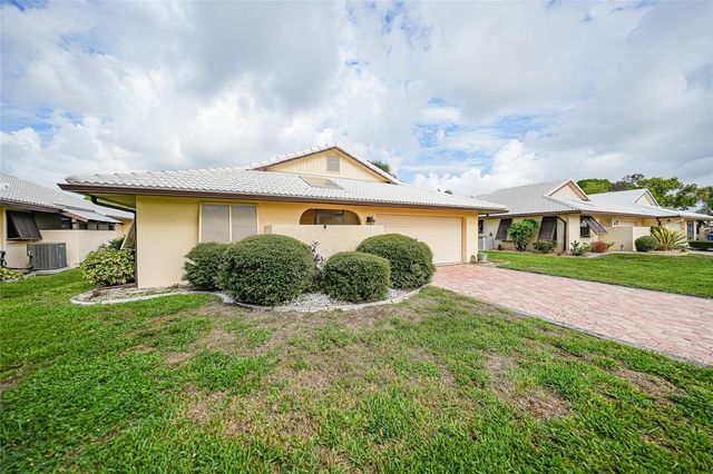 49 SANDSTONE CIRCLE, Venice, FL 34293