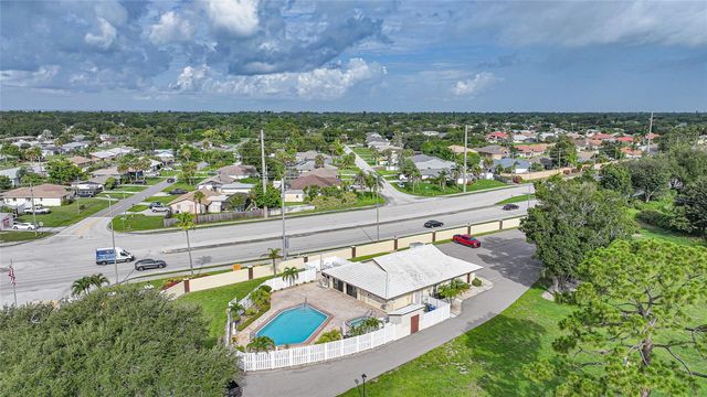 49 SANDSTONE CIRCLE, Venice, FL 34293