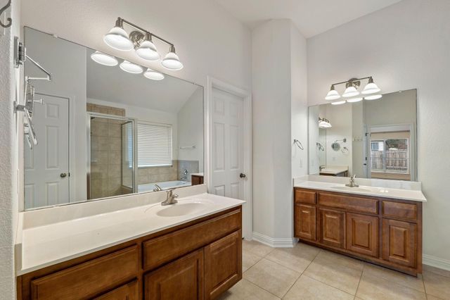 19500 Melwas WAY, Pflugerville, TX 78660