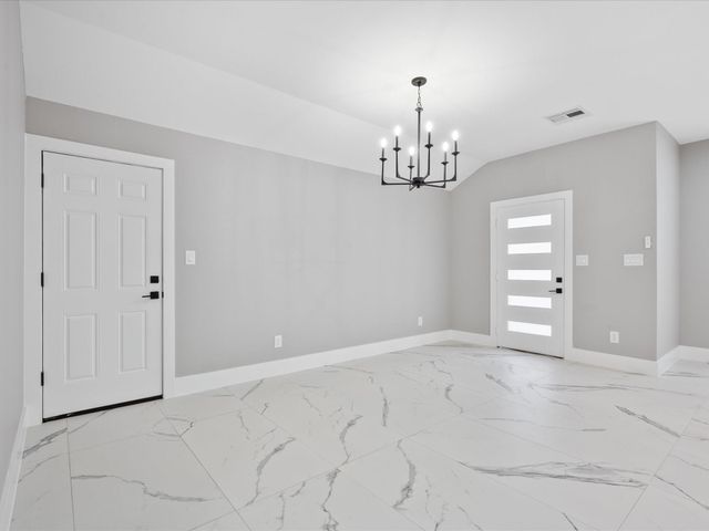 9114 Everglade Drive B, Houston, TX 77078
