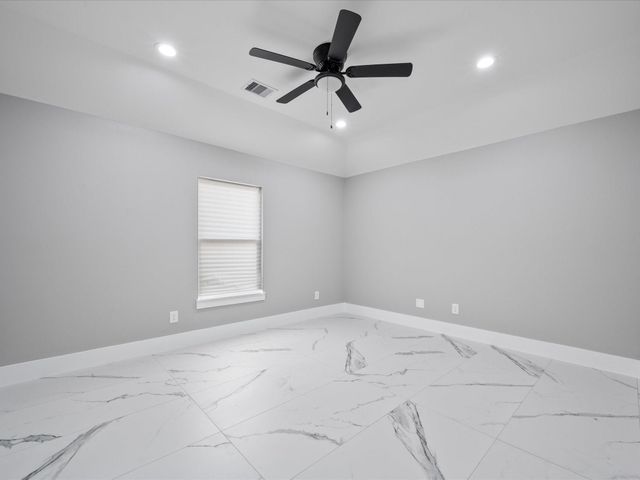9114 Everglade Drive B, Houston, TX 77078