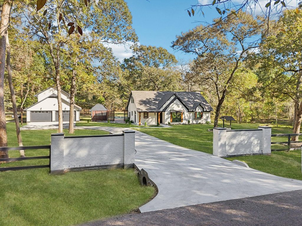 27306 Tepee Trail, Hockley, TX 77447