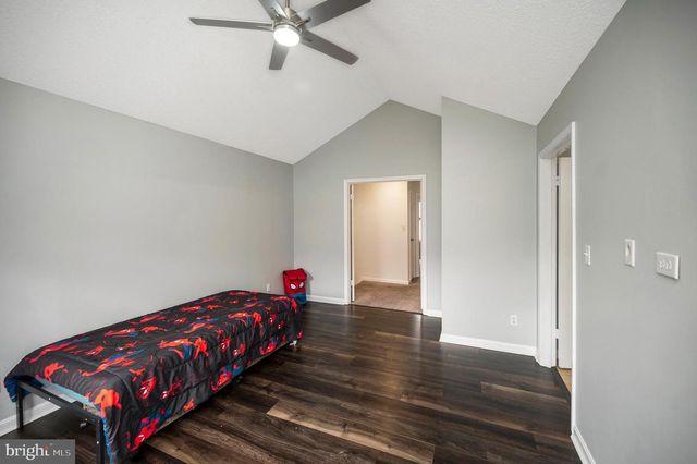 37 WOODS EDGE CT, Stafford, VA 22554