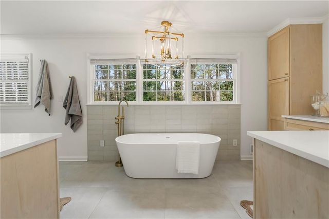 6615 Williamson Drive, Atlanta, GA 30328