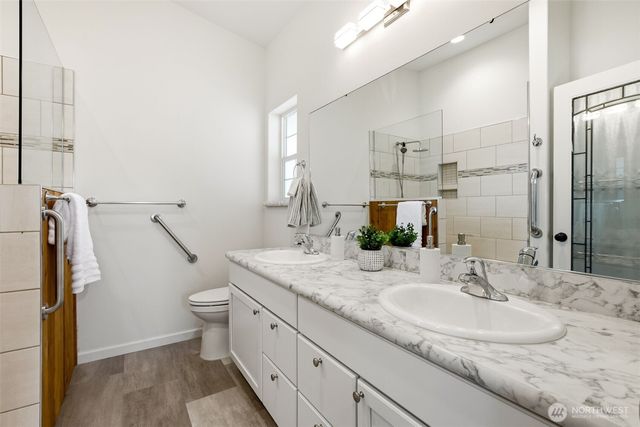 10305 187th Avenue SW, Rochester, WA 98579