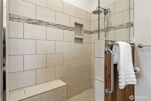 10305 187th Avenue SW, Rochester, WA 98579