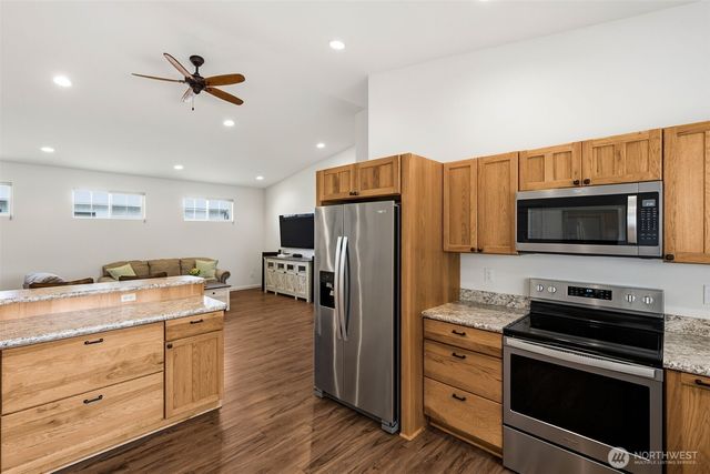 10305 187th Avenue SW, Rochester, WA 98579