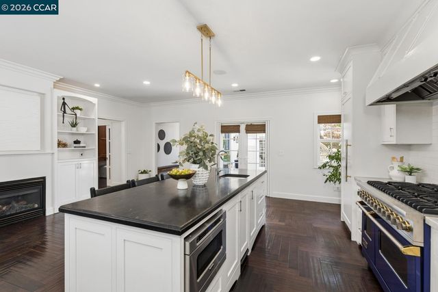 139 Richard Lane, Walnut Creek, CA 94595