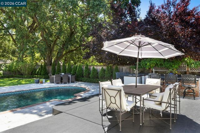 139 Richard Lane, Walnut Creek, CA 94595