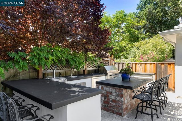 139 Richard Lane, Walnut Creek, CA 94595