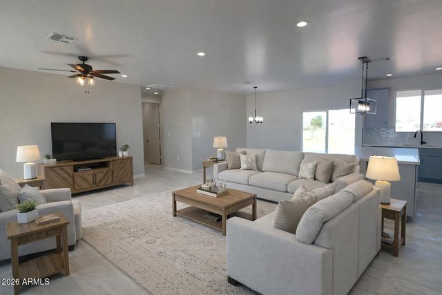 38134 W RANCHO Drive, Tonopah, AZ 85354