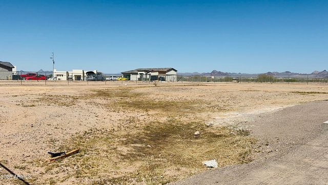38134 W RANCHO Drive, Tonopah, AZ 85354