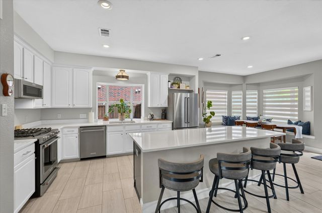 10301 Promontory Drive, Frisco, TX 75035