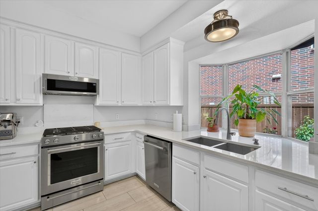 10301 Promontory Drive, Frisco, TX 75035