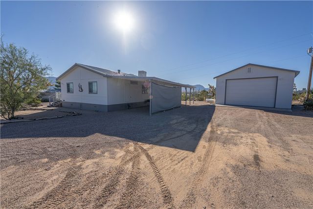 390 E Whitmore Drive, Meadview, AZ 86444