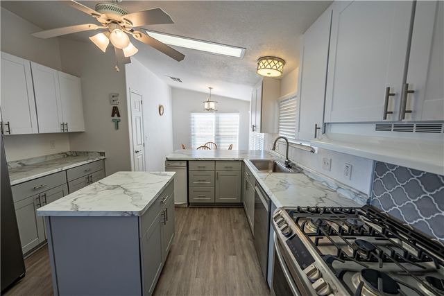 390 E Whitmore Drive, Meadview, AZ 86444