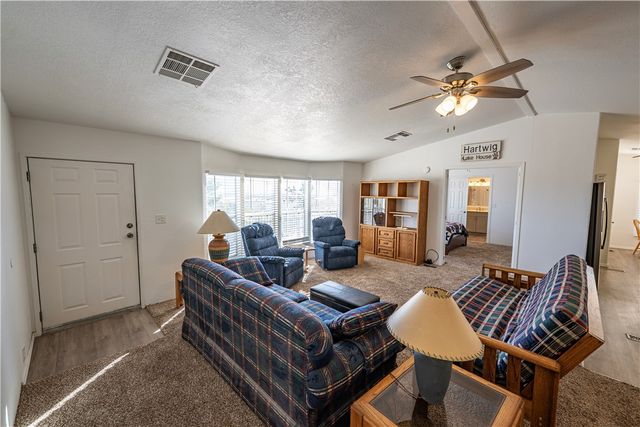 390 E Whitmore Drive, Meadview, AZ 86444