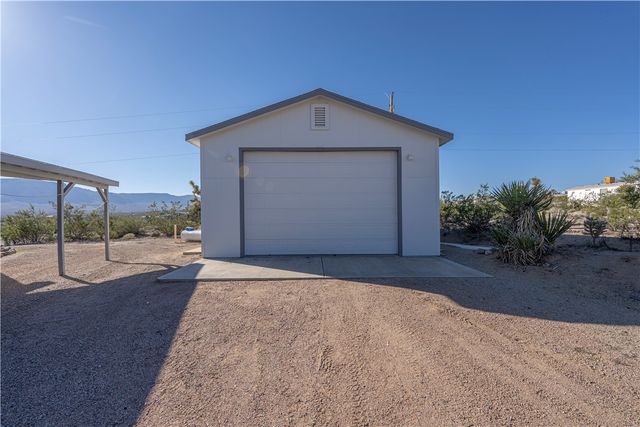 390 E Whitmore Drive, Meadview, AZ 86444