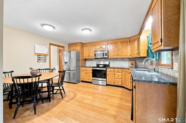 4 Woodland Hollow Street, Windsor Locks, CT 06096
