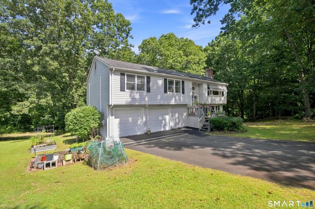 4 Woodland Hollow Street, Windsor Locks, CT 06096