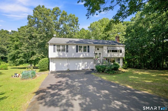 4 Woodland Hollow Street, Windsor Locks, CT 06096
