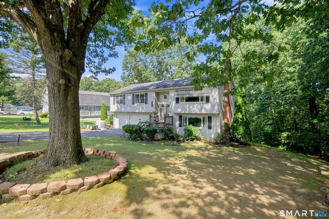 4 Woodland Hollow Street, Windsor Locks, CT 06096