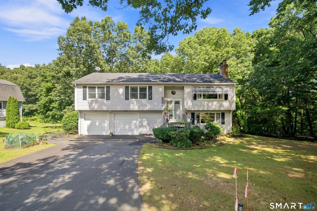 4 Woodland Hollow Street, Windsor Locks, CT 06096