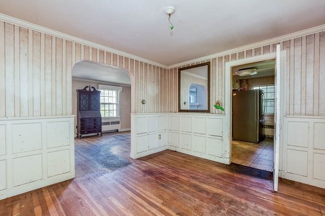 33 Morey Rd, Boston, MA 02132