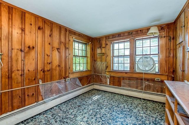 33 Morey Rd, Boston, MA 02132