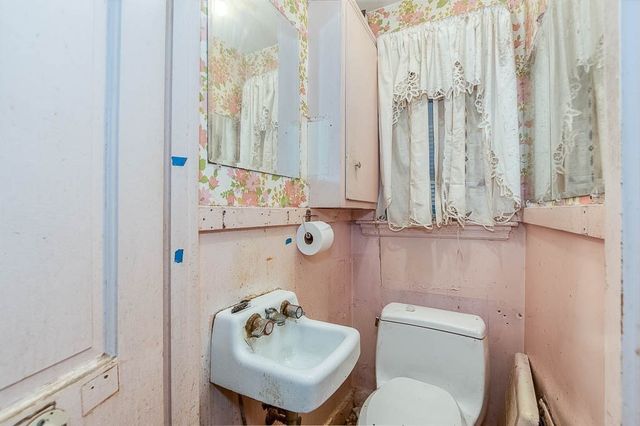 33 Morey Rd, Boston, MA 02132