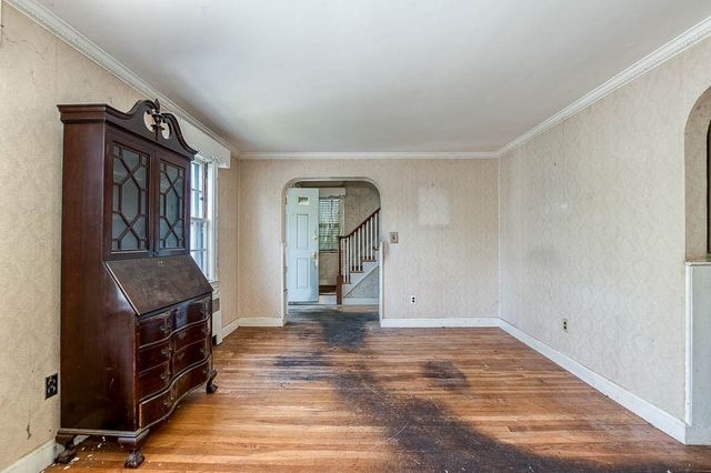 33 Morey Rd, Boston, MA 02132