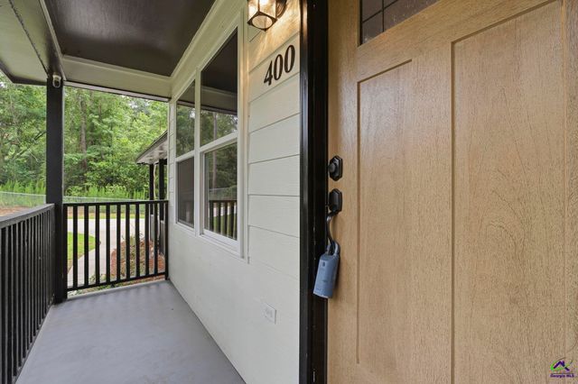 400 North Lake Drive, Perry, GA 31069