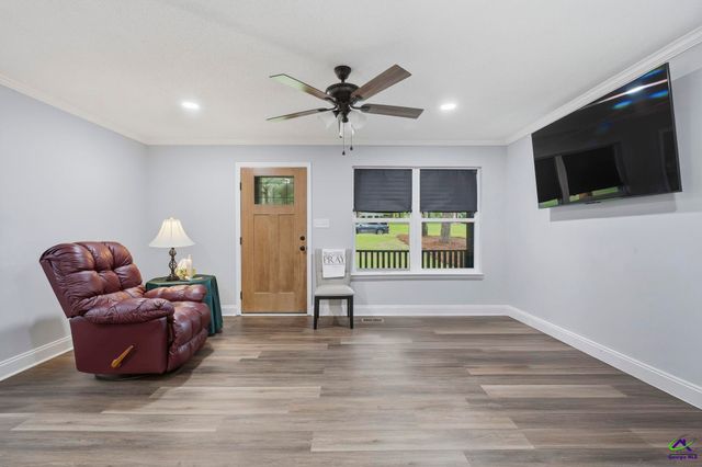 400 North Lake Drive, Perry, GA 31069