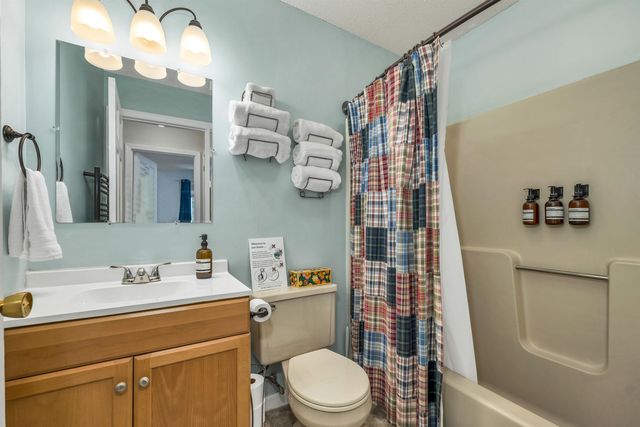 42 Harmony Ln Unit 5, Conway, NH 03813