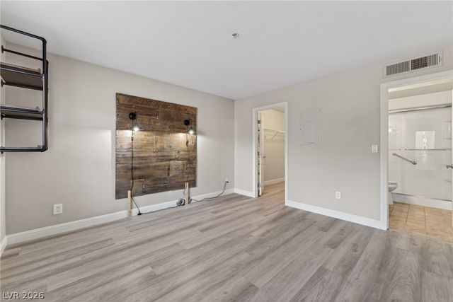 2111 Sealion Drive 106, Las Vegas, NV 89128