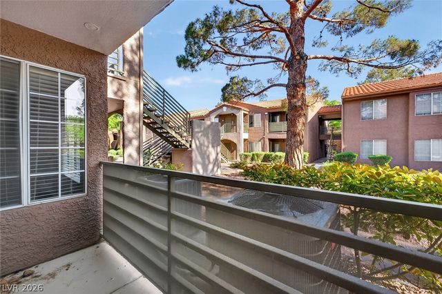 2111 Sealion Drive 106, Las Vegas, NV 89128