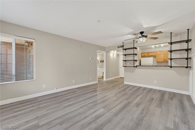 2111 Sealion Drive 106, Las Vegas, NV 89128