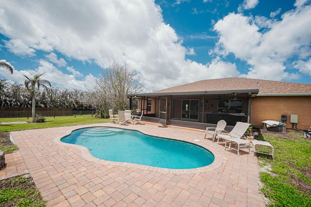 3768 Seminole Road, Fort Pierce, FL 34951