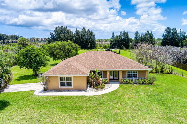 3768 Seminole Road, Fort Pierce, FL 34951
