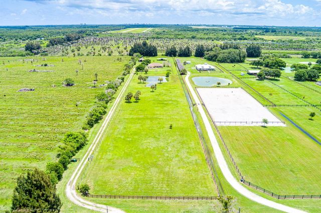 3768 Seminole Road, Fort Pierce, FL 34951