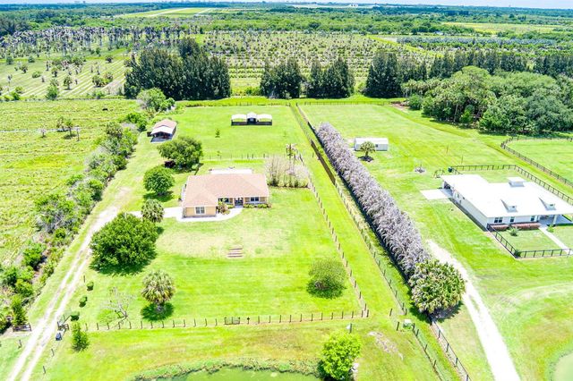 3768 Seminole Road, Fort Pierce, FL 34951