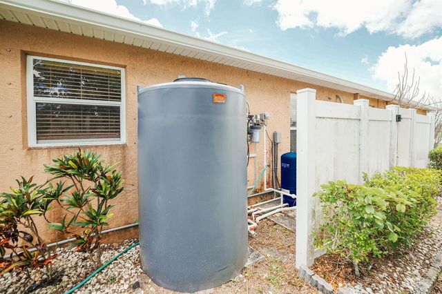 3768 Seminole Road, Fort Pierce, FL 34951